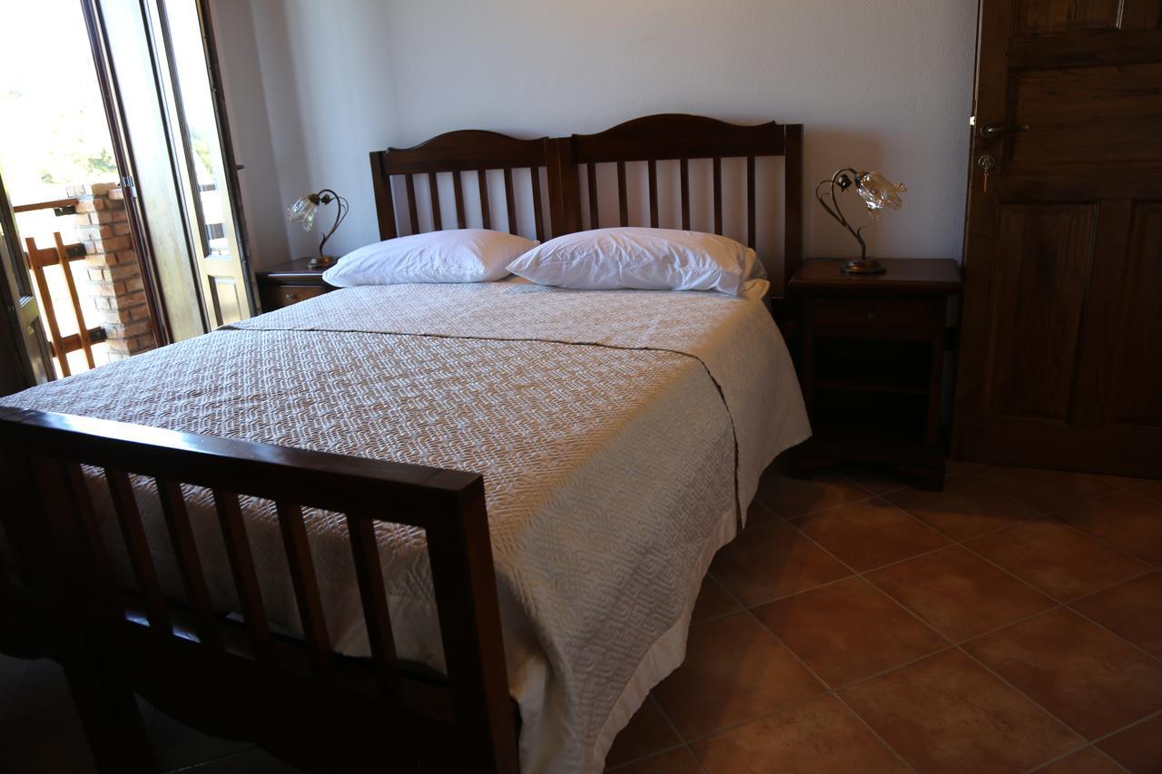 Agriturismo Pirara Sant'Angelo  Exteriör bild