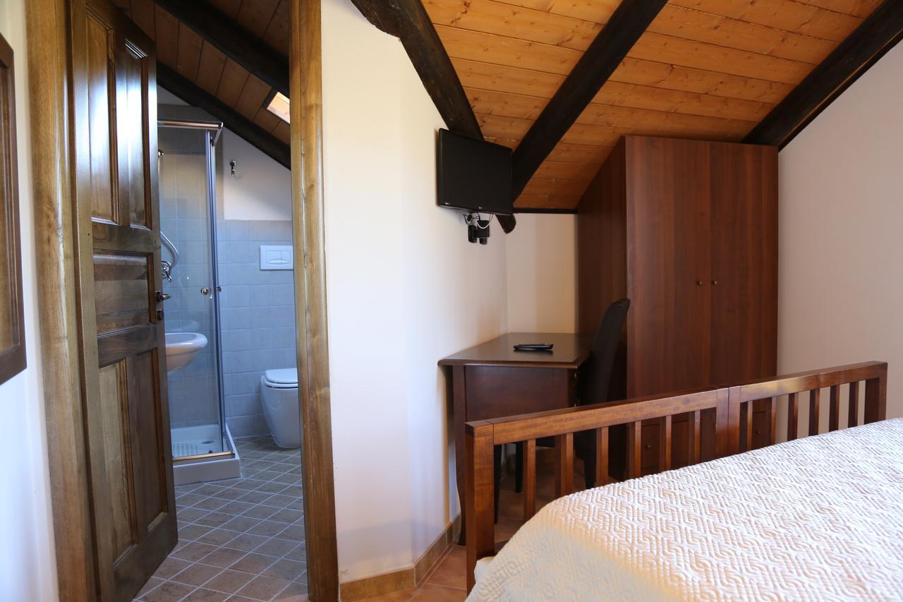 Agriturismo Pirara Sant'Angelo  Exteriör bild