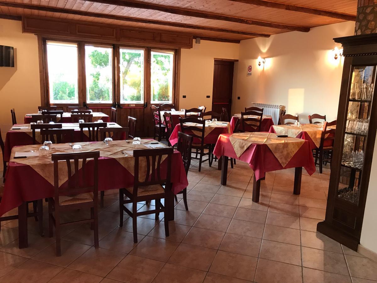 Agriturismo Pirara Sant'Angelo  Exteriör bild
